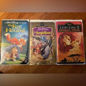 Disney VHS Set: The Fox and the Hound, The Jungle Book, The Lion King II